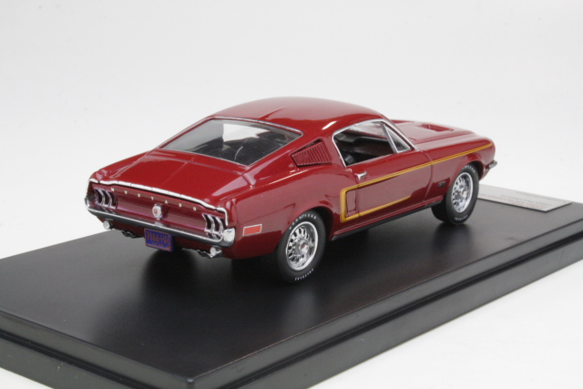 Ford Mustang GT-390 Fastback 1968, tummanpunainen - Sulje napsauttamalla kuva