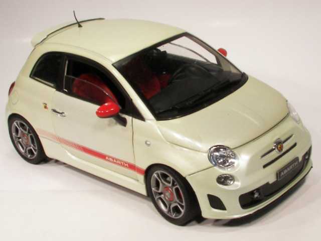 Fiat 500 Abarth 2008, valkoinen 1:18 - Sulje napsauttamalla kuva