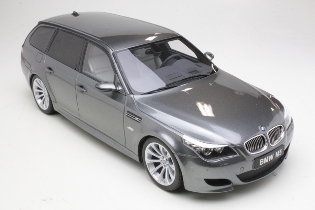 BMW M5 (e61) Touring 2007, hopea