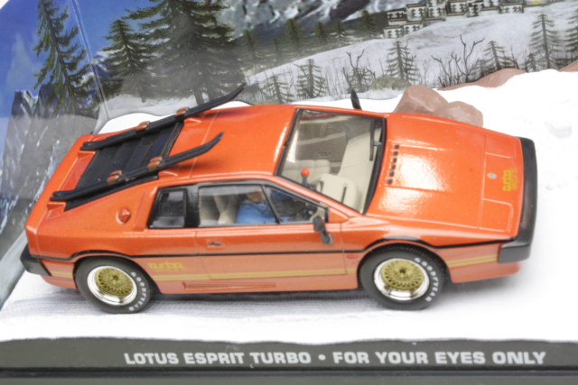 Lotus Esprit Turbo 1980, punainen