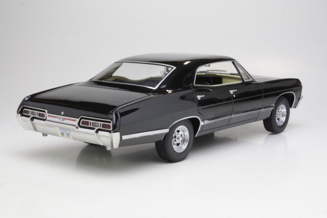 Chevrolet Impala Sport Sedan 1967, black "Supernatural"