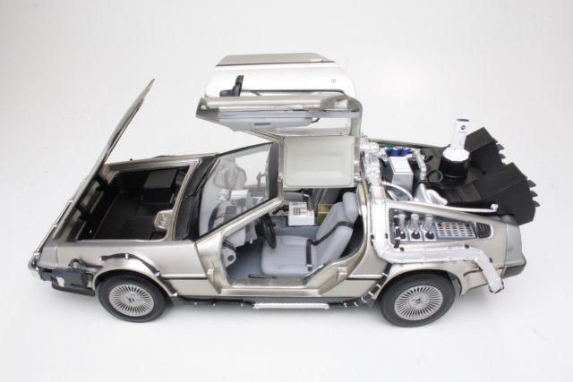 De Lorean DMC-12, Time Machine "Back to the Future 2"