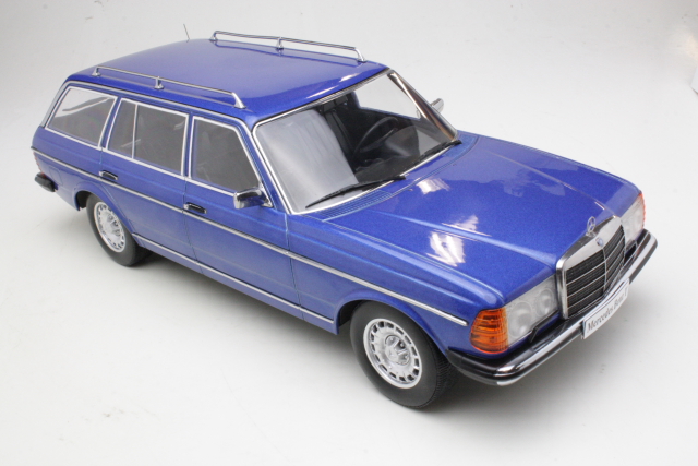 Mercedes 250T (s123) 1980, sininen