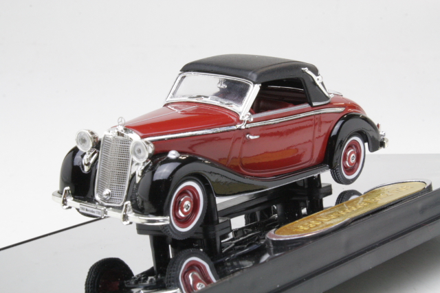 Mercedes 170S Cabriolet "closed" 1950, punainen/musta