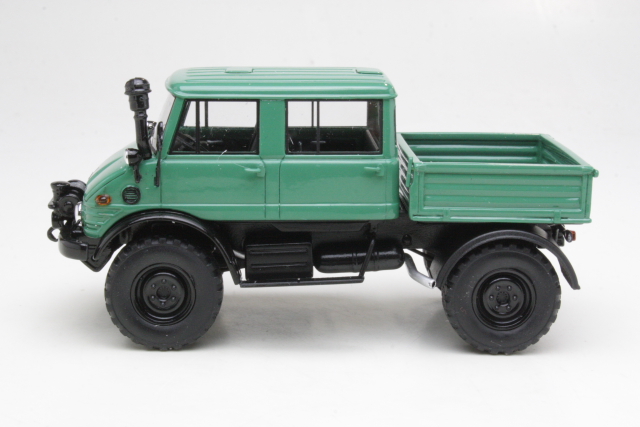 Mercedes Unimog U416 double cabin 1977, vihreä