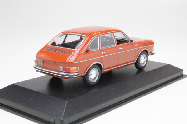 VW 411 LE 1969, red
