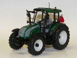 Valtra C-Series, green