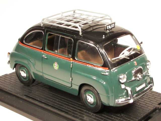 Fiat 600 Multipla Taxi Roma/Milano, kattotelineellä