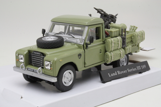 Land Rover 109 "Military" - Sulje napsauttamalla kuva
