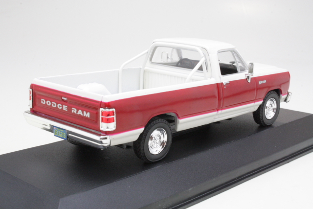 Dodge Ram 1987, white/red