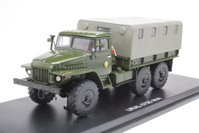 Ural 375D, NVA Pritsche/Plane