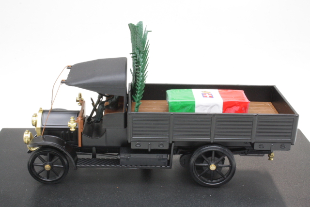 Fiat 18 BL Esercito Italiano, Funerale di Stato 1915 - Sulje napsauttamalla kuva