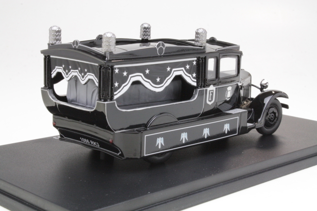 Renault Type PR Corbillard Truck Hearse 1933, black