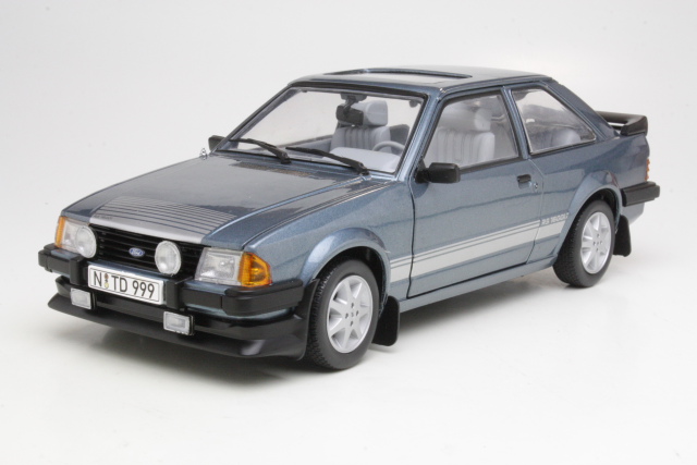 Ford Escort Mk3 RS1600i 1984, sininen