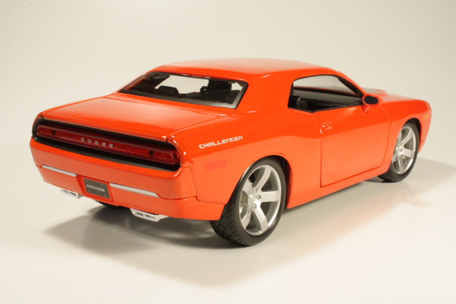 Dodge Challenger 2006, orange