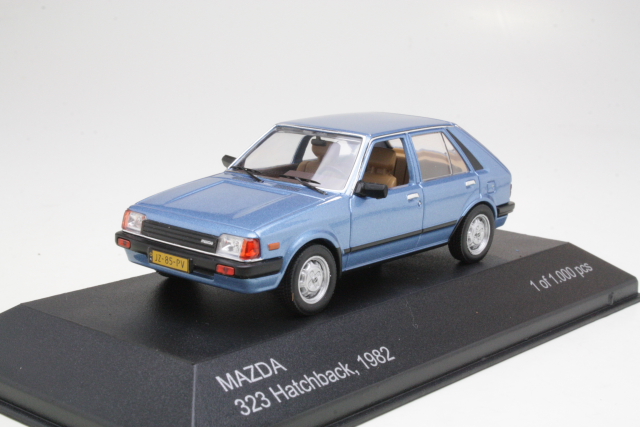 Mazda 323 Hatchback 1982, sininen - Sulje napsauttamalla kuva