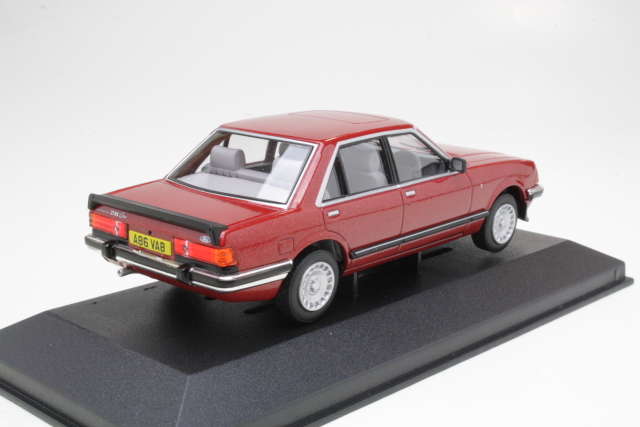 Ford Granada Mk2 2.8i Ghia, punainen - Sulje napsauttamalla kuva