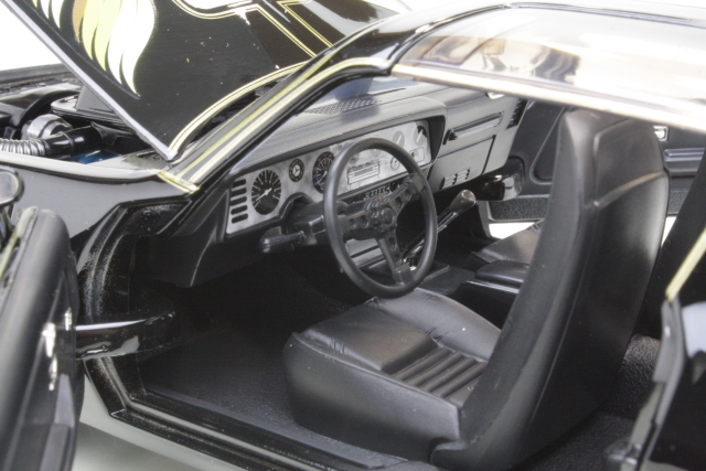 Pontiac Firebird Trans Am 1979, musta "Kill Bill: Vol.2"