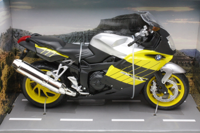 BMW K1200S, keltainen/hopea