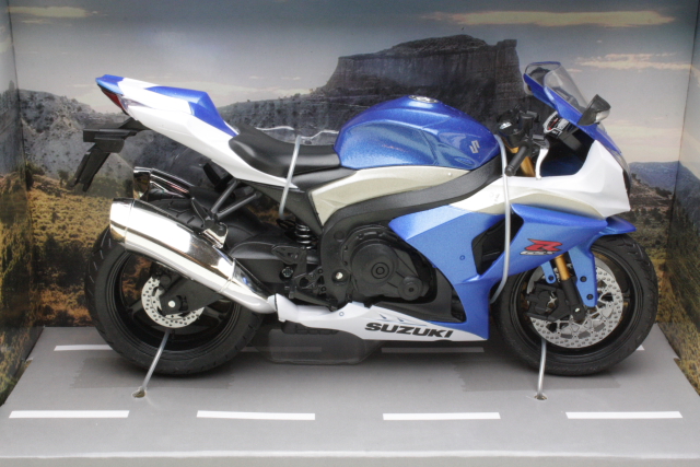 Suzuki GSX R1000, sininen - Sulje napsauttamalla kuva