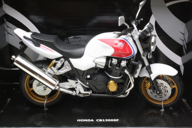 Honda CB1300 SF, valkoinen - Sulje napsauttamalla kuva