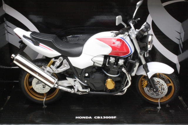 Honda CB1300 SF, white