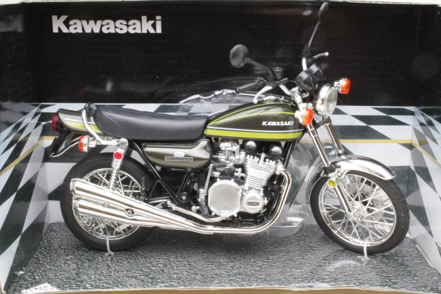 Kawasaki 900 Super4 (Z1), dark green