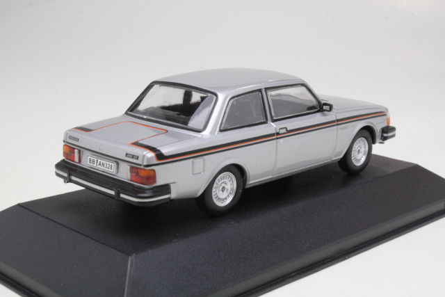 Volvo 242GT 1978, hopea