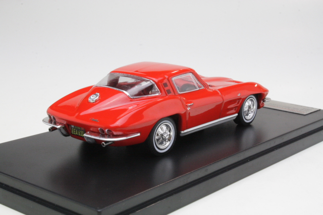 Chevrolet Corvette C2 Sting Ray Coupe 1964, punainen - Sulje napsauttamalla kuva