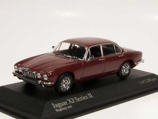 Jaguar XJ12 series II 1975, punainen