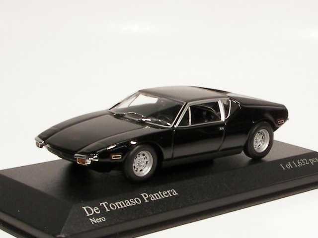 De Tomaso Pantera 1974, musta