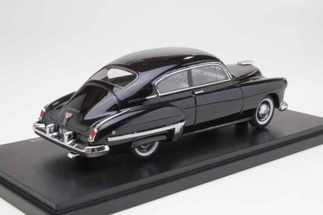Oldsmobile Rocket 88 Futuramic 2d Club Coupe 1949, musta