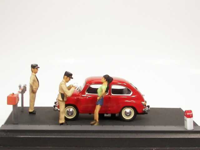 Fiat 600 La Route Bleue, punainen (3 figuria)