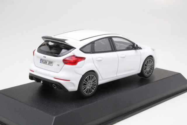 Ford Focus RS 2016, white