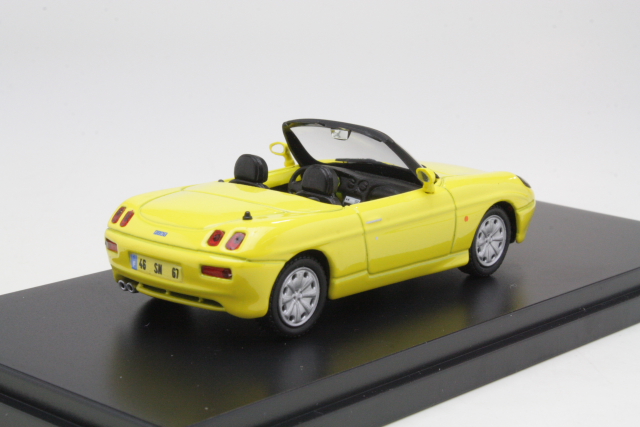 Fiat Barchetta 1995, keltainen - Sulje napsauttamalla kuva