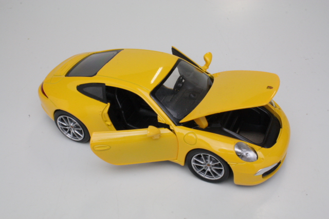 Porsche 911 Carrera 4 2013, yellow