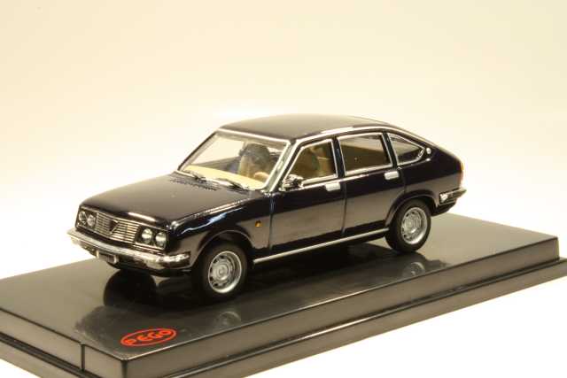 Lancia Beta Berlina 1978, sininen