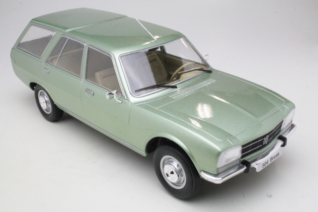 Peugeot 504 GR Break 1976, light green