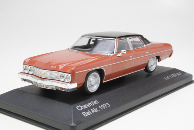 Chevrolet Bel Air 1973, kupari/musta
