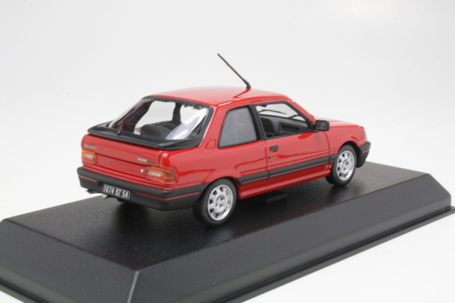 Peugeot 309 GTi 1987, punainen - Sulje napsauttamalla kuva