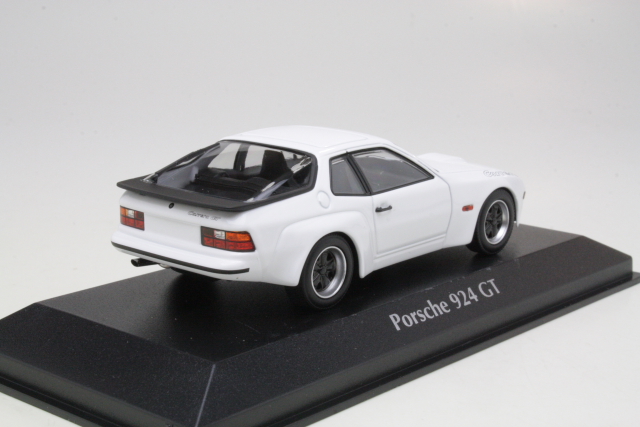 Porsche 924GT 1981, valkoinen