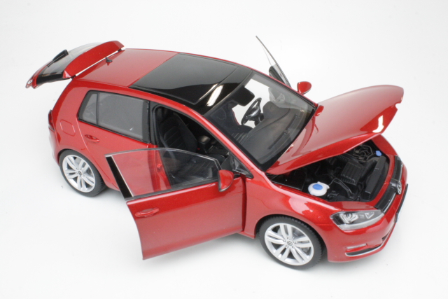 VW Golf 7 2013, punainen - Sulje napsauttamalla kuva