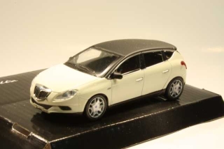 Lancia Delta 2008, beige