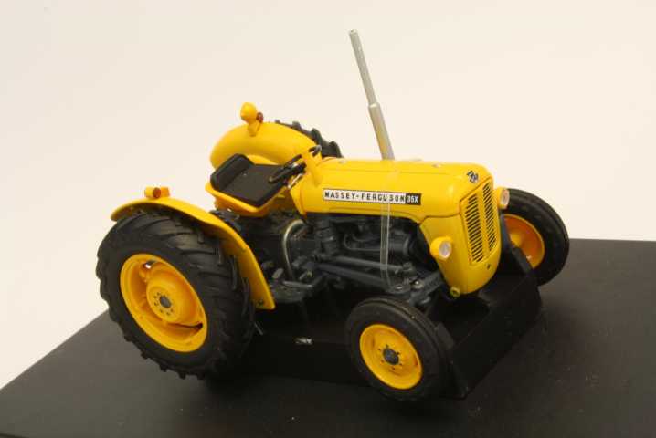 Massey Ferguson 35X Industrial, keltainen 1:32