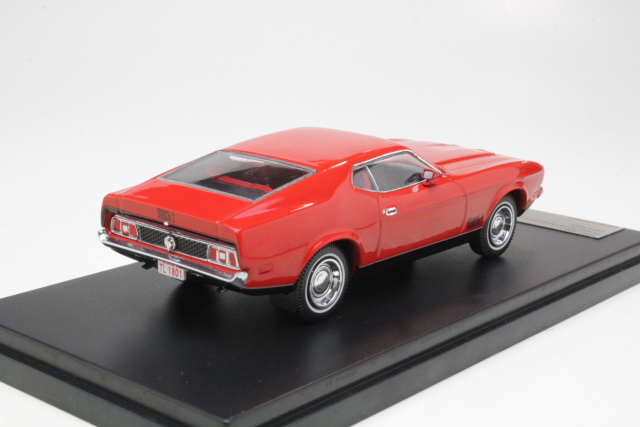 Ford Mustang Mach 1 1971, punainen