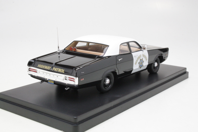 Dodge Polara Sedan 1972 "California Highway Patrol"
