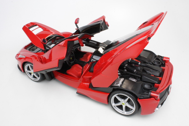 Ferrari LaFerrari, punainen (1:18) - Sulje napsauttamalla kuva