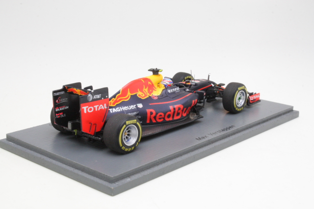 Red Bull RB12, 1st. Spanish GP 2016, M.Verstappen, no.33