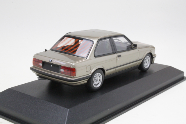 BMW 3-Series (e30) 1989, beige - Sulje napsauttamalla kuva