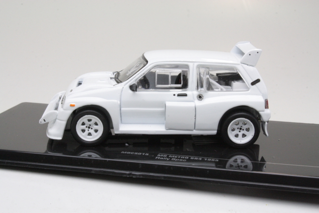 MG Metro 6R4 1985 "Rally Spec", white